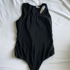 Stretchy body suit